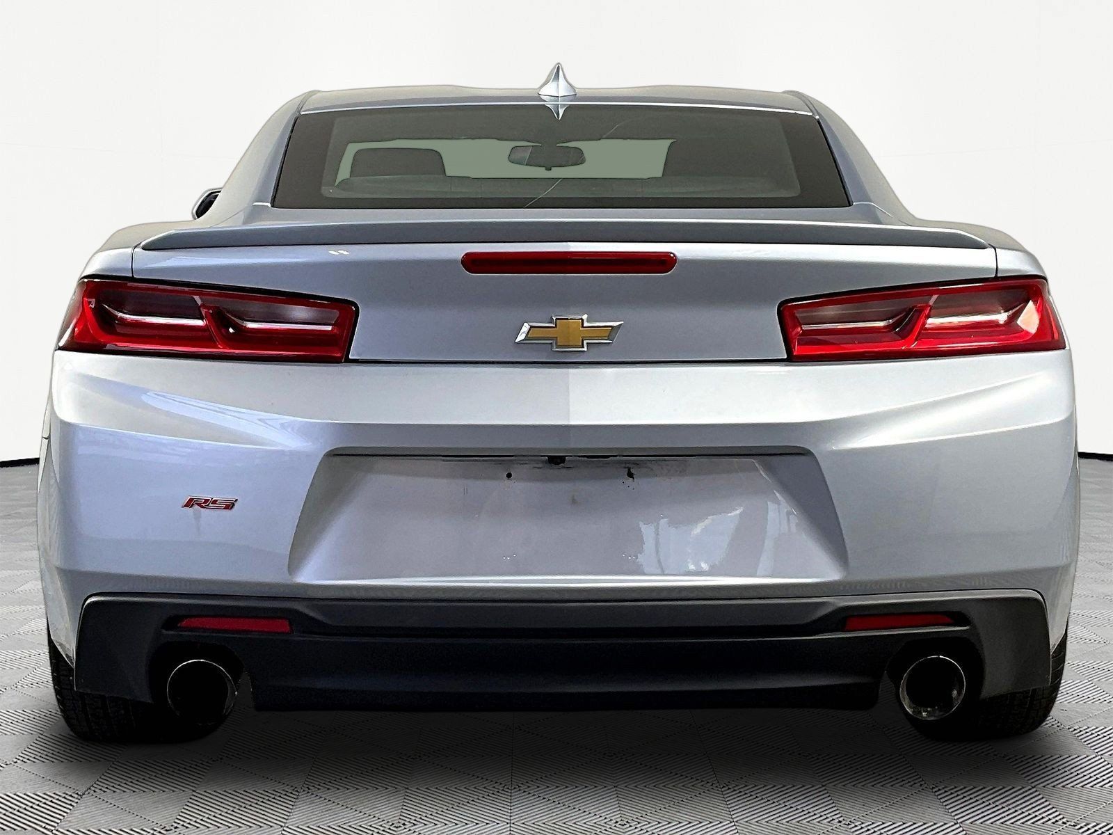 Used 2017 Chevrolet Camaro LT w/ RS Package RWD image 5