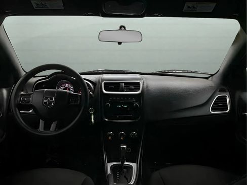 Used 2011 Dodge Avenger Express FWD image 21