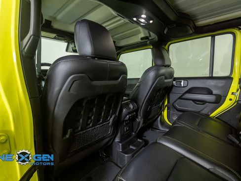 Used 2023 Jeep Wrangler Unlimited Rubicon 392 w/ Xtreme Recon 35" Tire Package AWD/4WD image 25