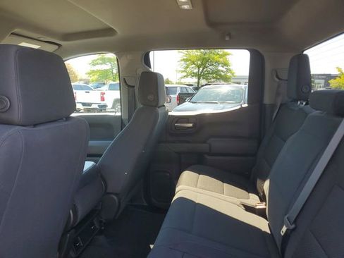 Certified 2020 Chevrolet Silverado 1500 Custom w/ Custom Value Package AWD/4WD image 9