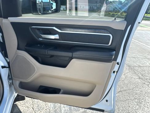 Used 2020 RAM 1500 Big Horn AWD/4WD image 35