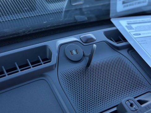 New 2025 Ford Bronco Badlands image 19