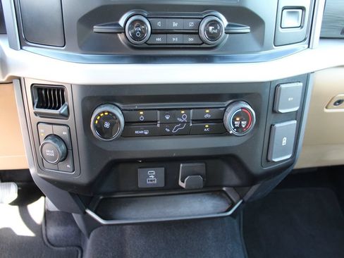 Used 2023 Ford F150 XLT AWD/4WD image 15