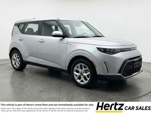 Used 2025 Kia Soul LX w/ LX Technology Package FWD image 1