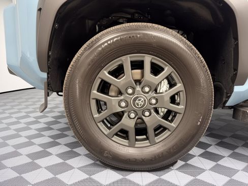 Used 2026 Toyota 4Runner SR5 RWD image 13