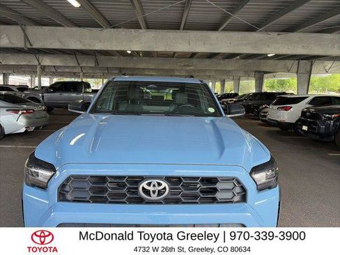 Certified 2025 Toyota 4Runner TRD Off-Road Premium AWD/4WD image 2