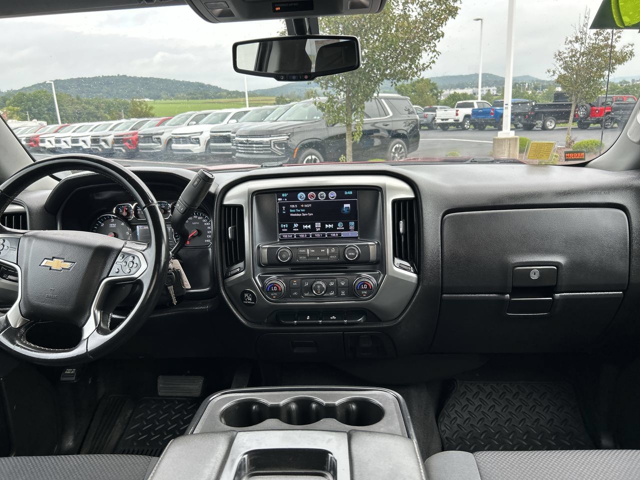 Used 2019 Chevrolet Silverado 1500 LT w/ All Star Edition AWD/4WD image 18