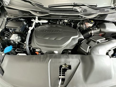 Certified 2026 Honda Odyssey Sport-L image 32