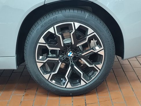 Used 2025 BMW X3 xDrive30i w/ Premium Package image 35