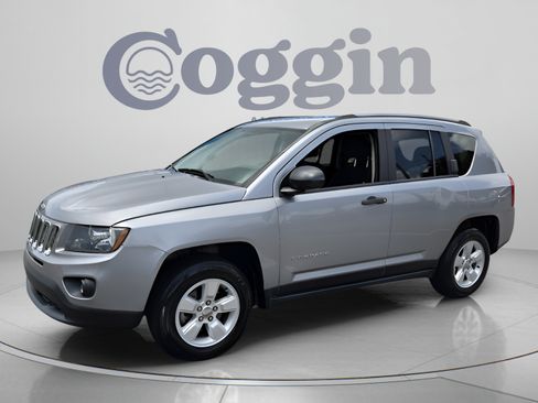 Used 2016 Jeep Compass Sport FWD image 1