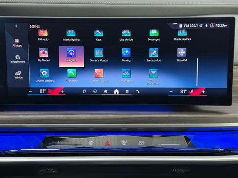 Used 2023 BMW i7 xDrive60 image 29