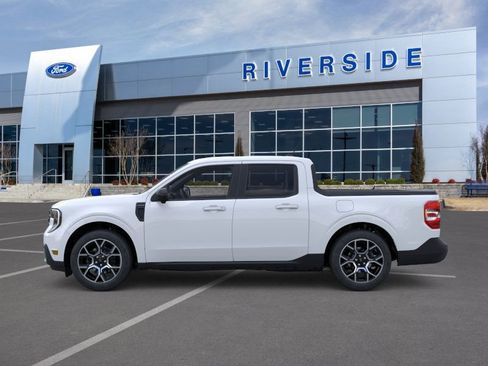New 2026 Ford Maverick Lariat image 4
