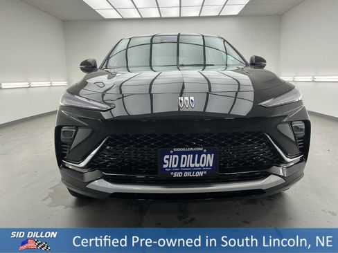 Used 2025 Buick Envista Avenir image 2