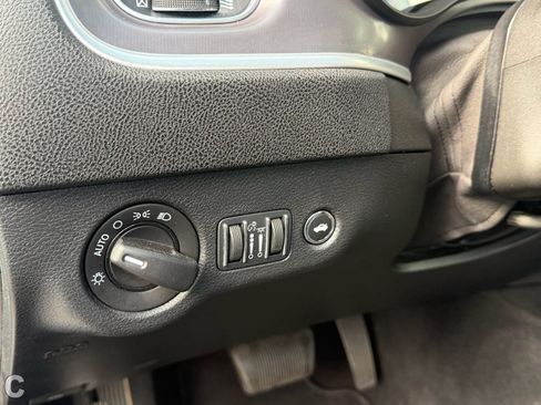 Used 2022 Dodge Charger SXT w/ Leather Interior Group RWD image 17