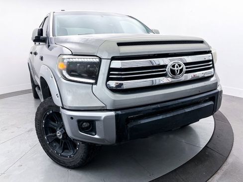Used 2016 Toyota Tundra SR5 image 3