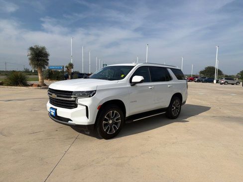 Used 2021 Chevrolet Tahoe LT RWD image 3