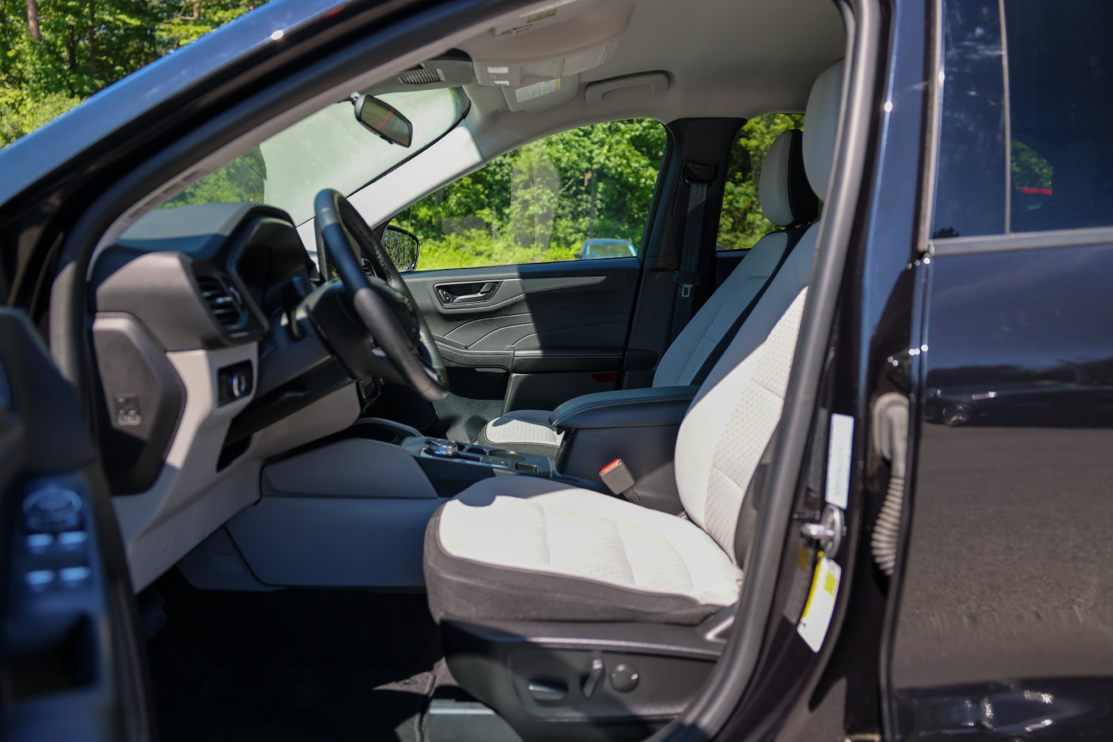 Certified 2023 Ford Escape Active AWD/4WD image 15