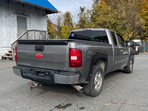 Used 2008 Chevrolet Silverado 1500 LT w/ Power Pack Plus image 4