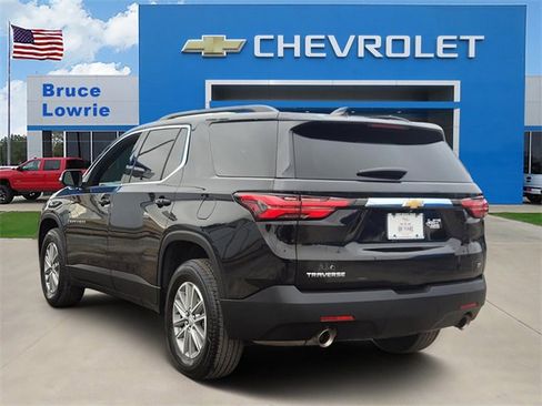 Used 2023 Chevrolet Traverse LT image 5