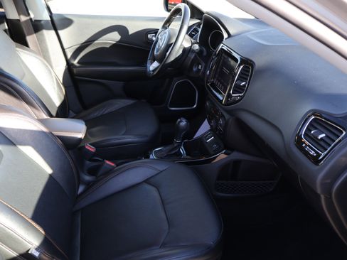 Used 2021 Jeep Compass Limited image 12