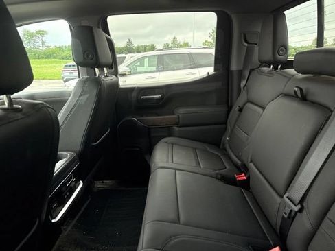 Used 2020 GMC Sierra 1500 Denali w/ Denali Ultimate Package AWD/4WD image 11