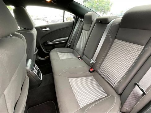 Used 2023 Dodge Charger SXT RWD image 19