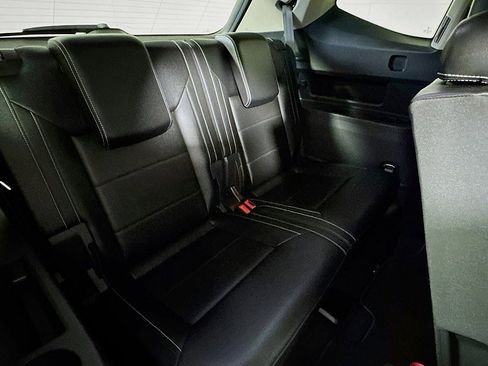 Used 2023 Volkswagen Atlas SE image 26