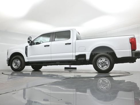New 2026 Ford F250 XL w/ XL Chrome Package image 47