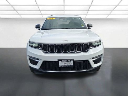 Certified 2024 Jeep Grand Cherokee Limited image 10