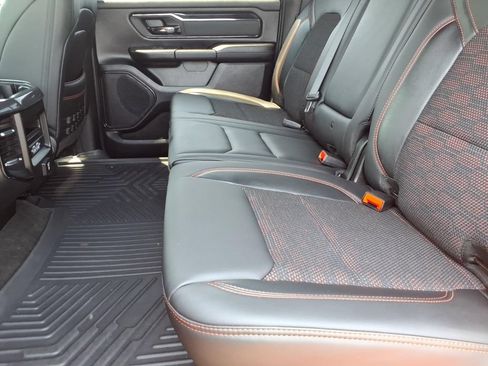 Used 2021 RAM 1500 Big Horn w/ Built-to-serve Edition AWD/4WD image 15