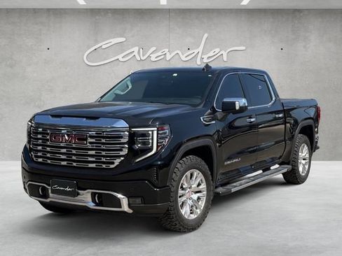 Used 2023 GMC Sierra 1500 Denali w/ Technology Package AWD/4WD image 1