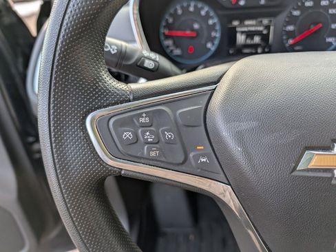 Used 2020 Chevrolet Equinox LS image 27