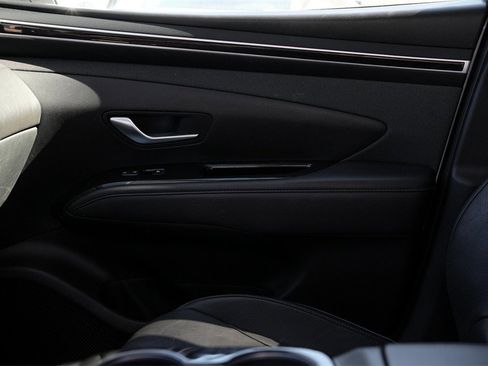 Used 2024 Hyundai Tucson Limited image 11