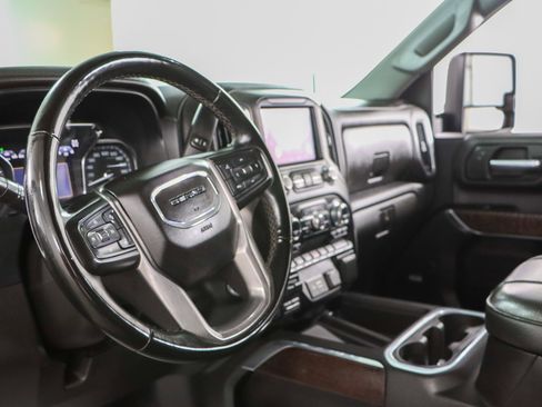 Used 2023 GMC Sierra 2500 Denali image 26