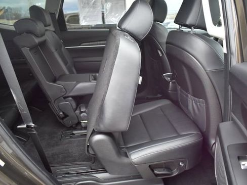Used 2023 Kia Telluride EX X-Line image 47