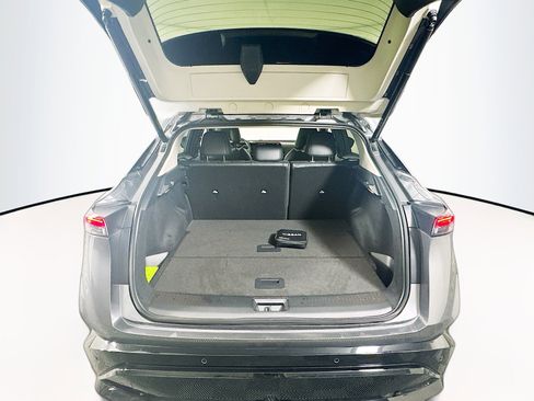 Used 2023 Nissan Ariya FWD image 31