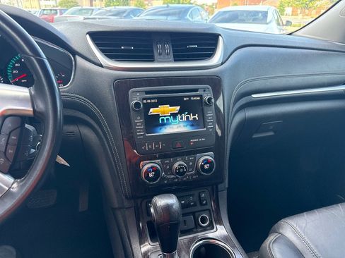 Used 2016 Chevrolet Traverse LT AWD/4WD image 15