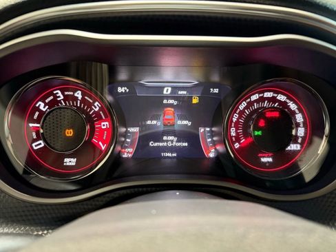Used 2015 Dodge Challenger SRT Hellcat image 22