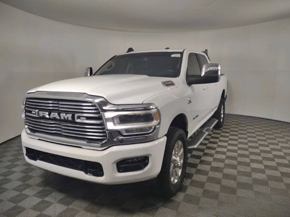 Used 2023 RAM 2500 Laramie AWD/4WD image 5