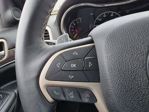 Used 2015 Jeep Grand Cherokee Overland image 14