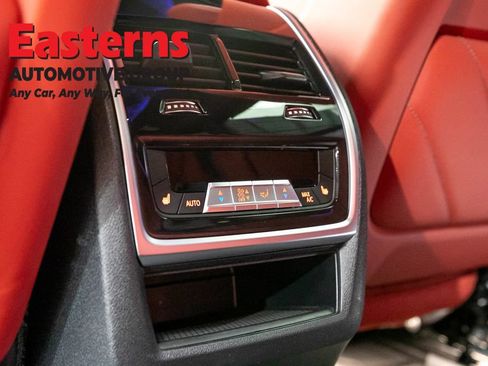 Used 2023 BMW XM w/ M Driver's Package AWD/4WD image 21