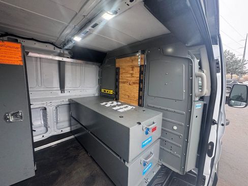 Used 2018 Ford Transit 250 148 Low Roof image 21