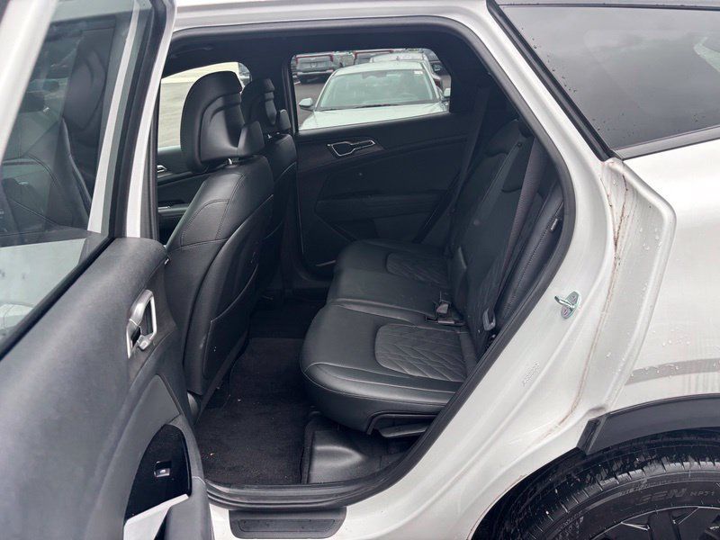 Certified 2025 Kia Sportage X-Line AWD/4WD image 10