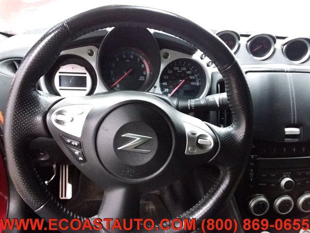 Used 2009 Nissan 370Z Touring RWD image 11