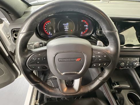 Used 2023 Dodge Durango R/T w/ Tow 'N Go Package AWD/4WD image 11