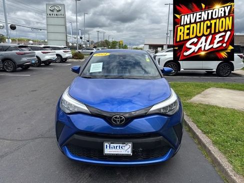 Used 2021 Toyota C-HR XLE FWD image 11