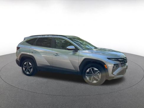 Used 2025 Hyundai Tucson SEL AWD/4WD image 2