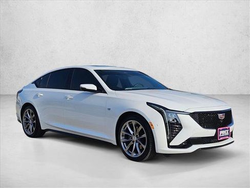 Used 2025 Cadillac CT5 Sport image 3