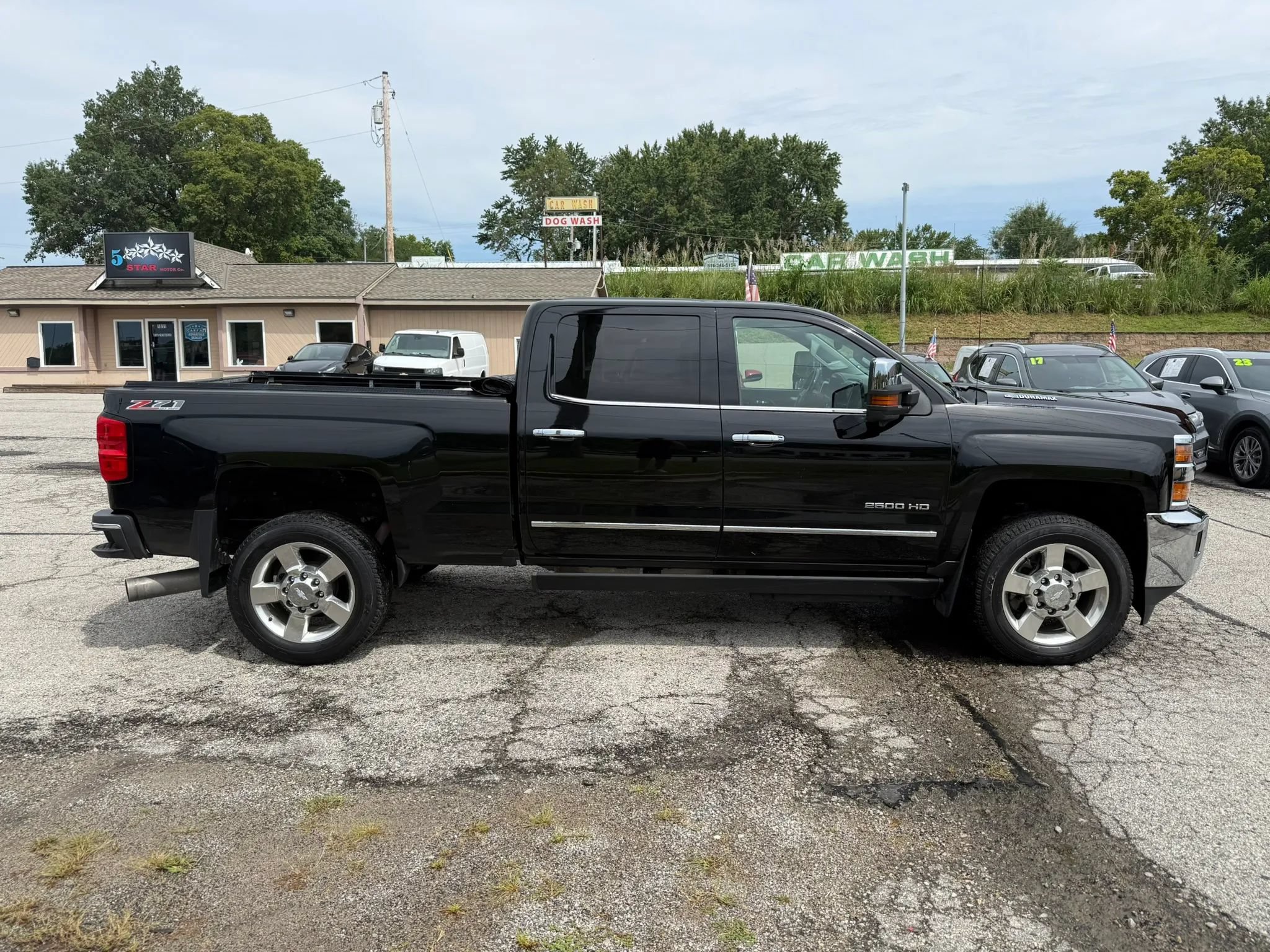 Used 2016 Chevrolet Silverado 2500 LTZ w/ Duramax Plus Package AWD/4WD image 2