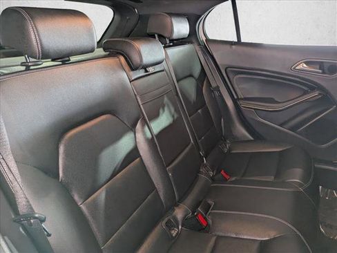 Certified 2020 Mercedes-Benz GLA 250 image 19